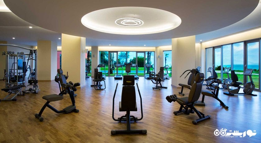 سالن بدنسازی هتل آکرا پارک باروت